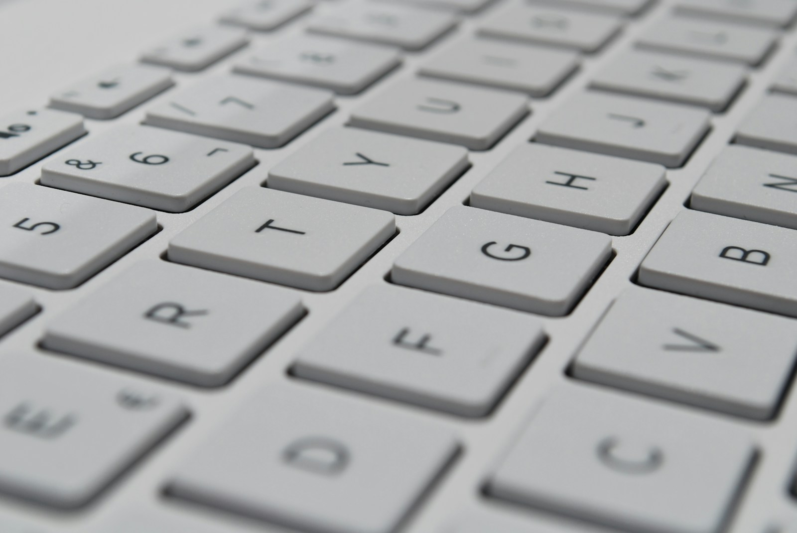 Ansøg white computer keyboard